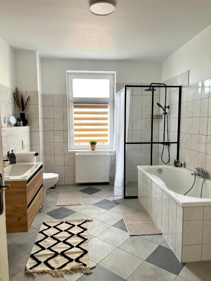 Apartment Horst - Gemuetliche Und Moderne Ferienwohnung In Der Innenstadt Pasewalk Eksteriør bilde