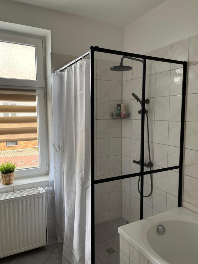 Apartment Horst - Gemuetliche Und Moderne Ferienwohnung In Der Innenstadt Pasewalk Eksteriør bilde